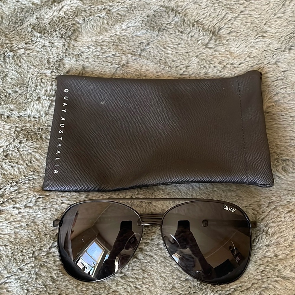 Quay Australia Dark Aviator Sunglasses